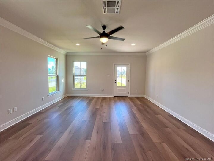 Property Photo: 222 White Castle North LA 70647