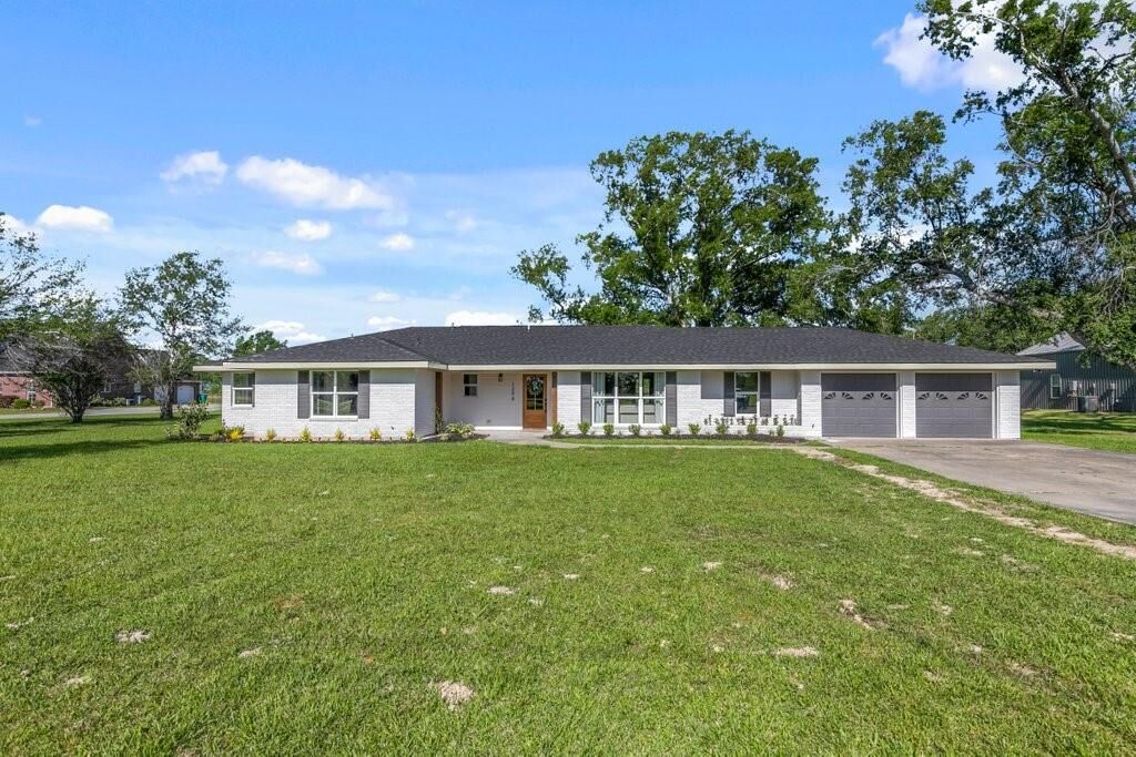 Property Photo:  1298 Topsy Road  LA 70611 