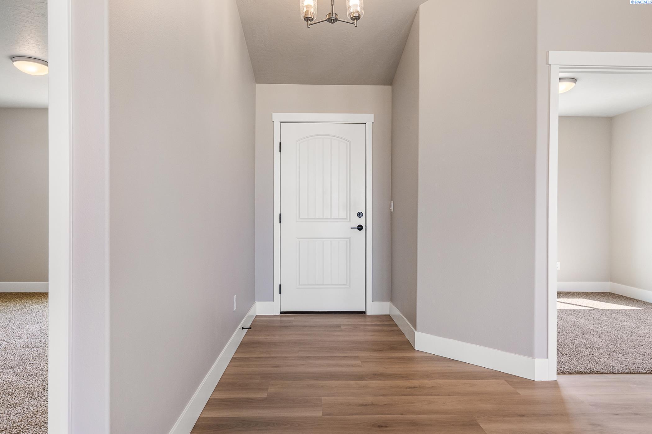 Property Photo: 6801 Brooks Ave WA 99301