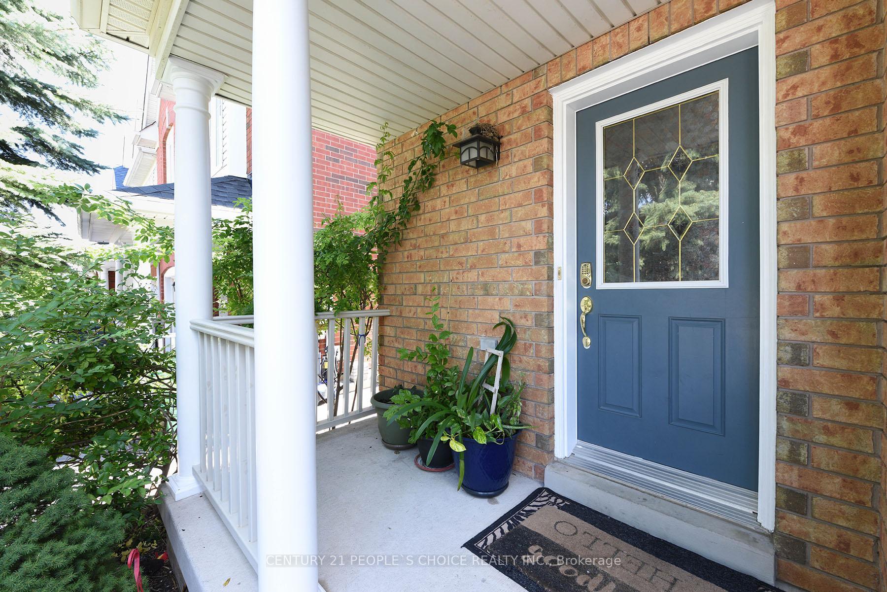 Property Photo:  3970 Stardust Drive  ON L5M 8A5 