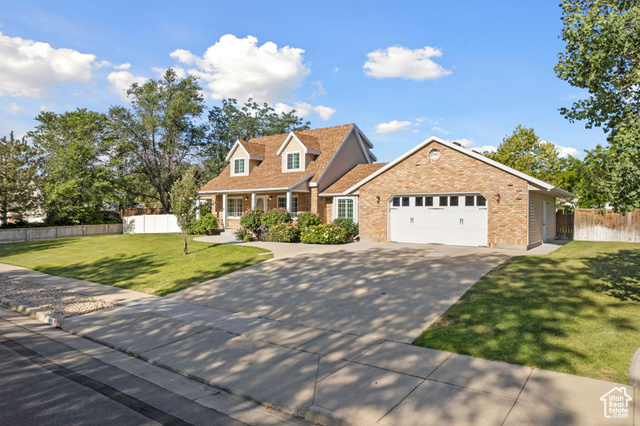 Property Photo: 9460 S Dunsinane Dr UT 84009