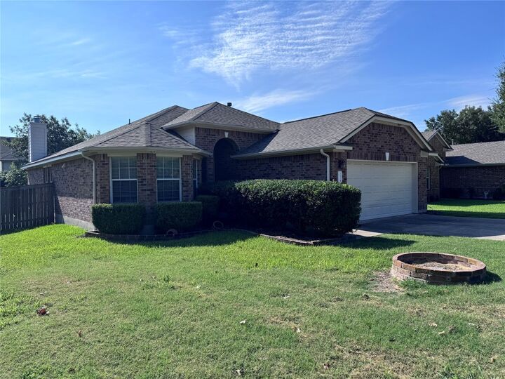Property Photo: 20816 Kearney Hill Road TX 78660