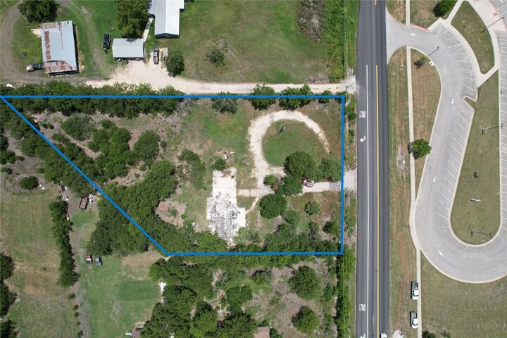 Property Photo: 1451 Bebee Road TX 78640