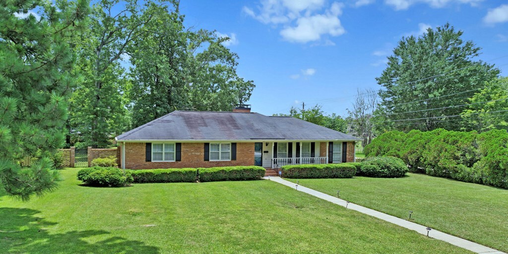 Property Photo: 416 Partridge Drive GA 31707