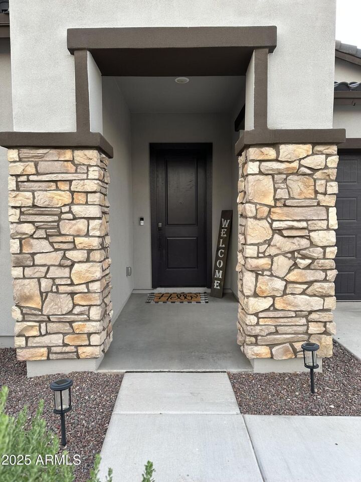 Property Photo:  7338 N 80th Lane  AZ 85303 