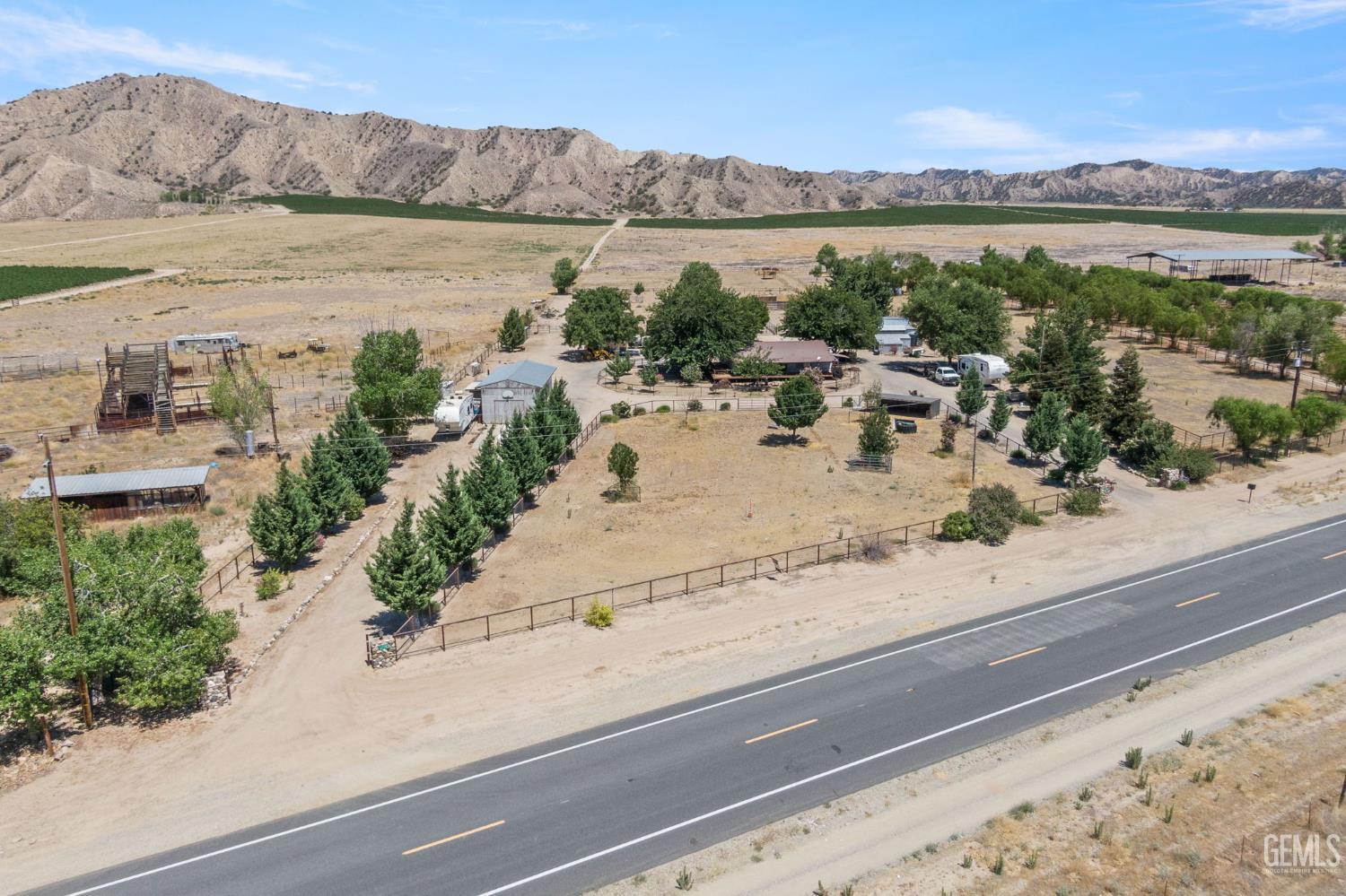 Property Photo:  4333 Highway 33  CA 93254 