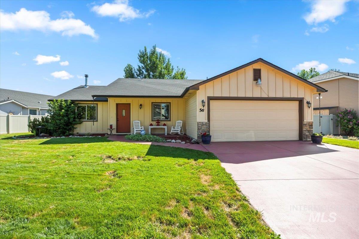 Property Photo: 56 Greenlinks Ave ID 83644