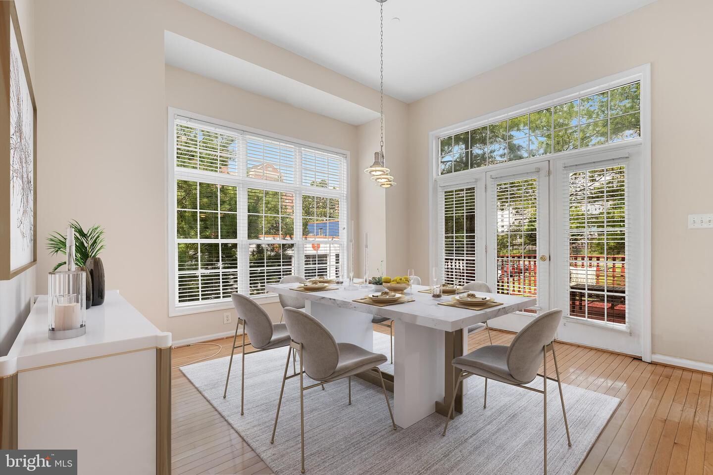 Property Photo:  417 Clayton Lane  VA 22304 