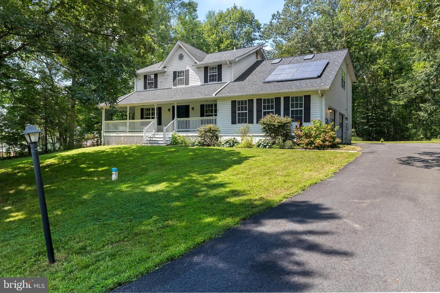 Property Photo: 8992 Hillary Court MD 20646