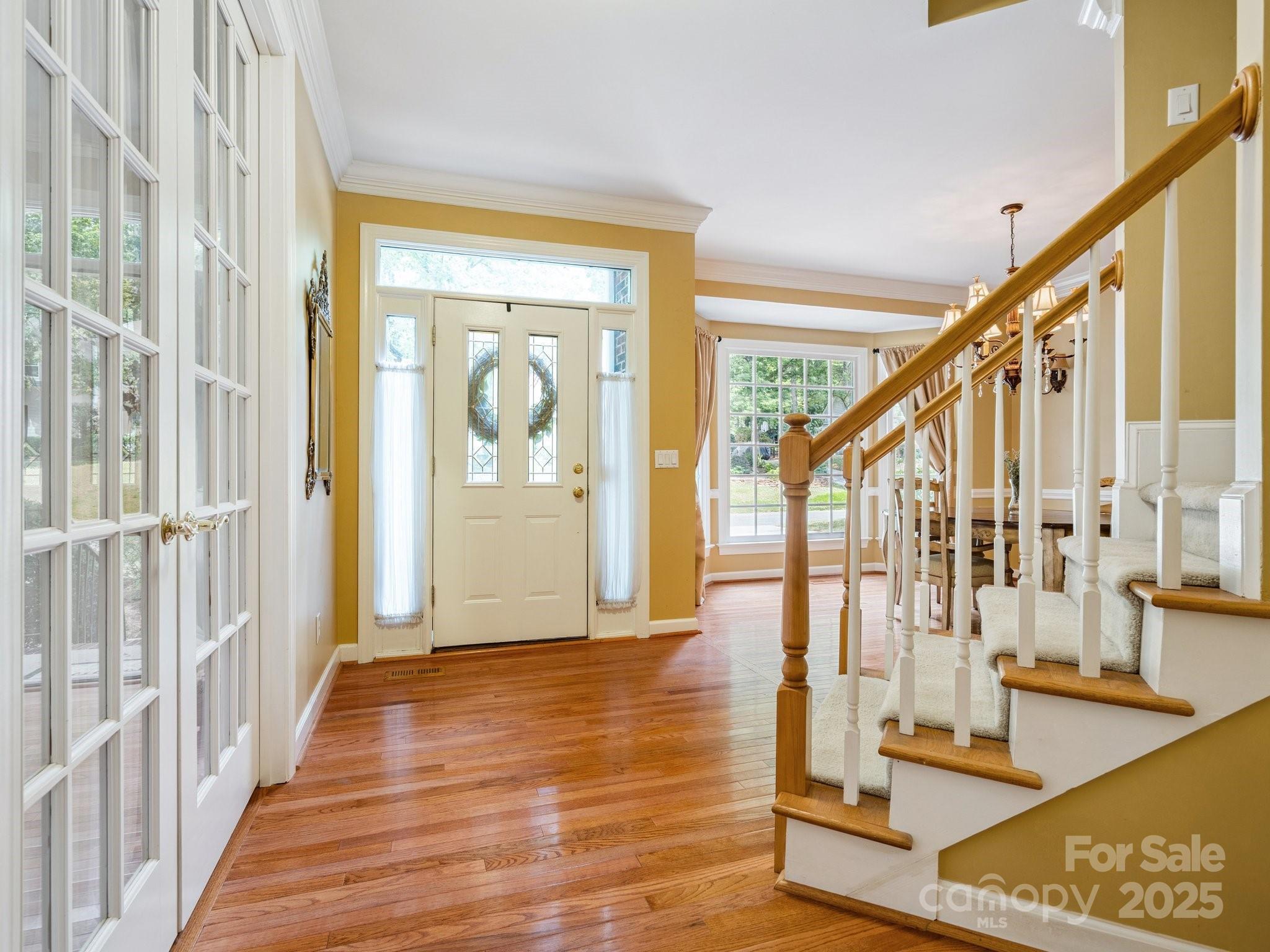 Property Photo: 423 Shrewsbury Lane NC 28105