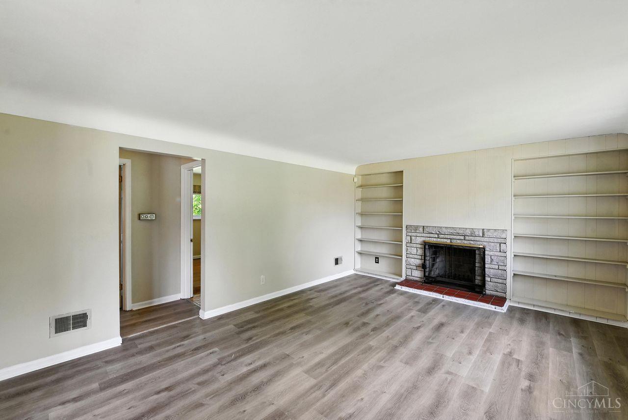 Property Photo:  3335 Nandale Drive  OH 45239 