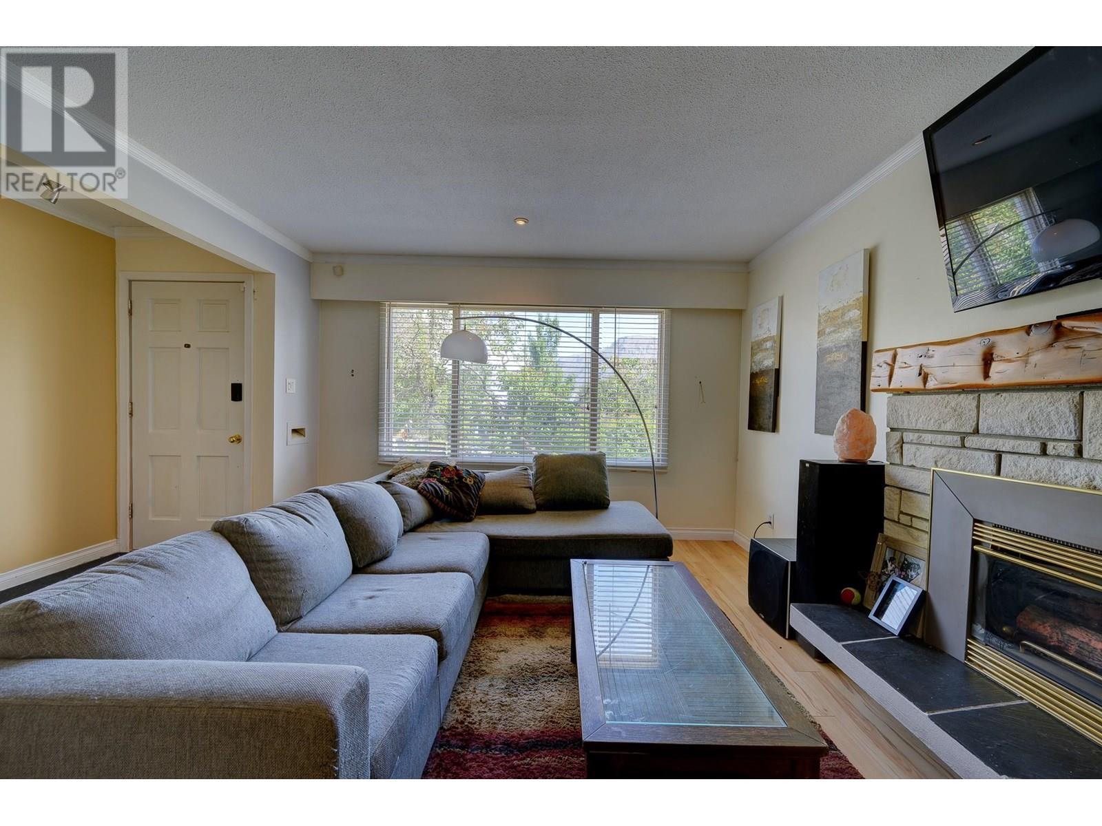Property Photo:  943 Nicola Street  BC V2C 2R8 