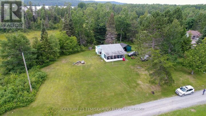 Photo de la propriété:  43 Proulx Street  ON P0J 1N0