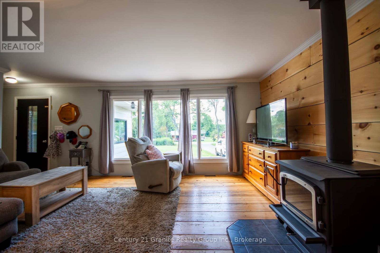 Property Photo: 1229 Spring Valley Road ON K0M 2K0