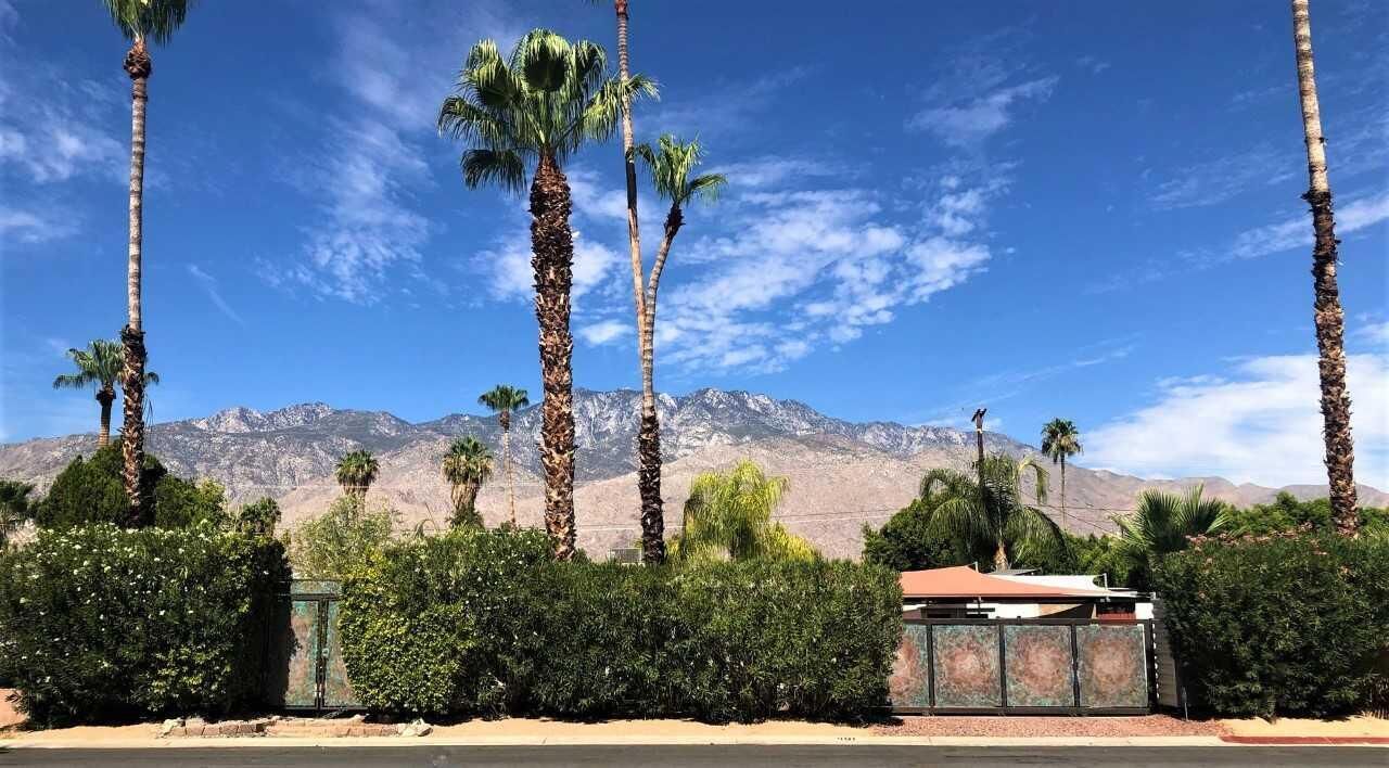 Property Photo:  901 S Calle Tomas  CA 92264 