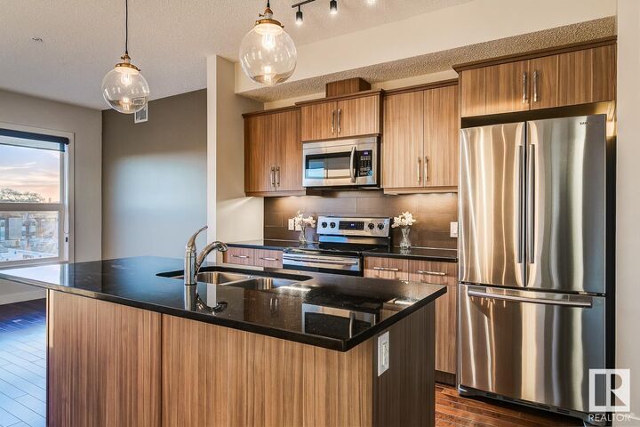 Property Photo:  10523 123 Street NW 407  AB T5N 1N9 
