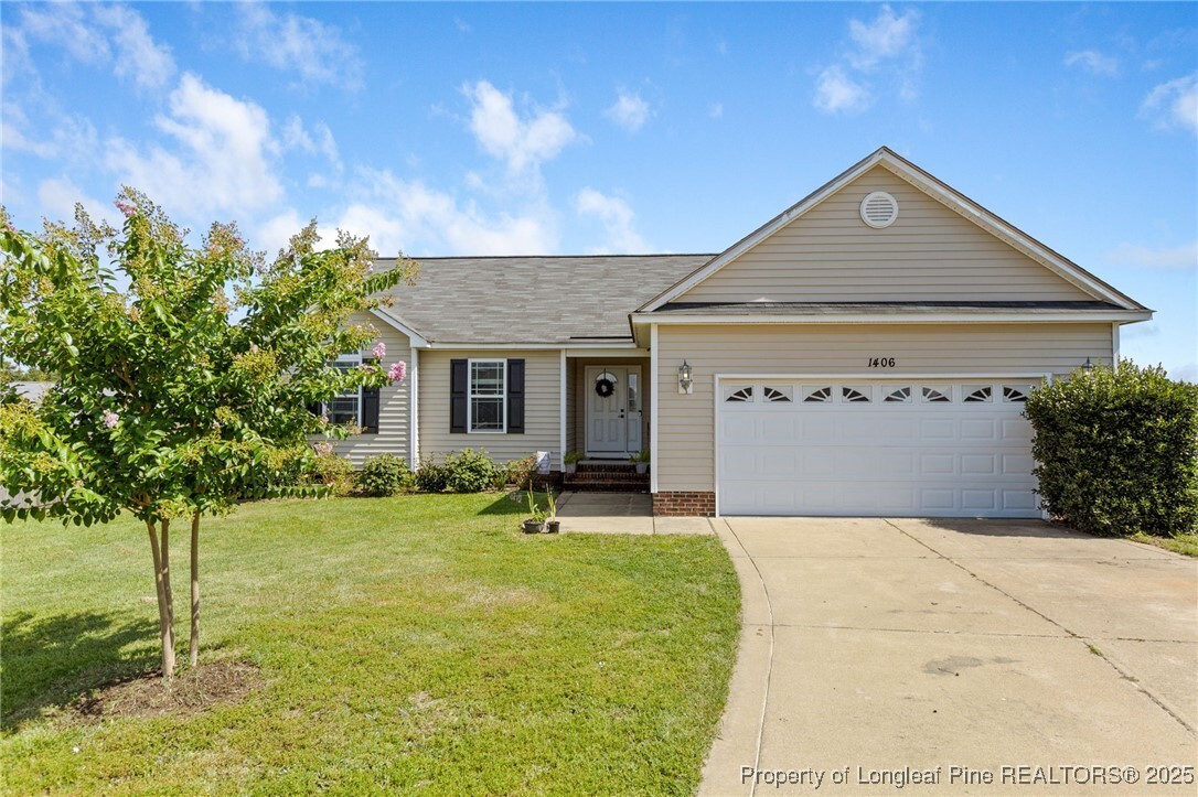 Property Photo: 1406 Oxnop Court NC 28306
