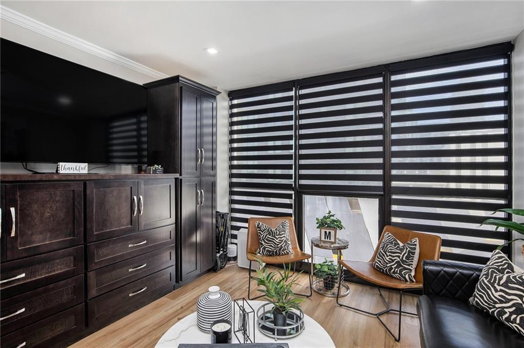 Property Photo: 1280 W Peachtree Street NW 1402 GA 30309
