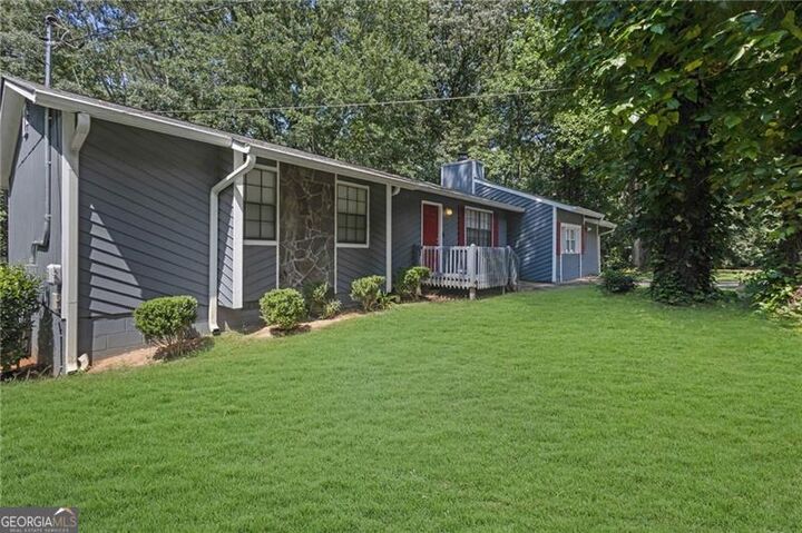 Property Photo:  194 Lexington Court  GA 30274 