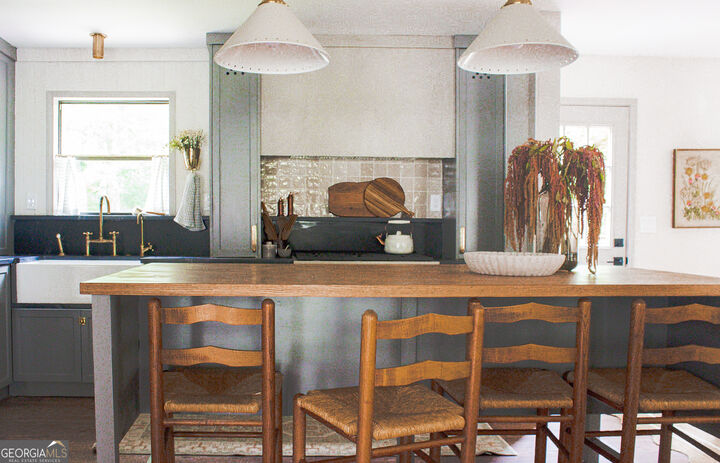 Property Photo: 3238 Mountain Hollow Drive GA 30062