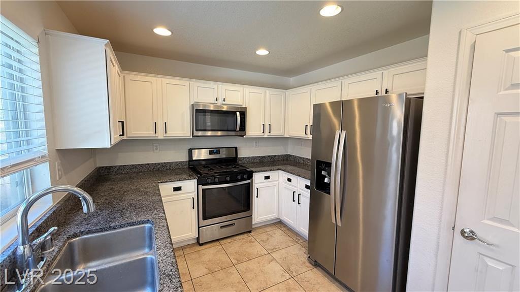 Property Photo: 7928 Alta Lima Valley Court NV 89178