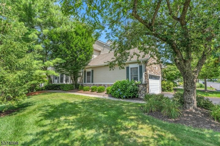 Property Photo:  98 Winged Foot Dr  NJ 07039 