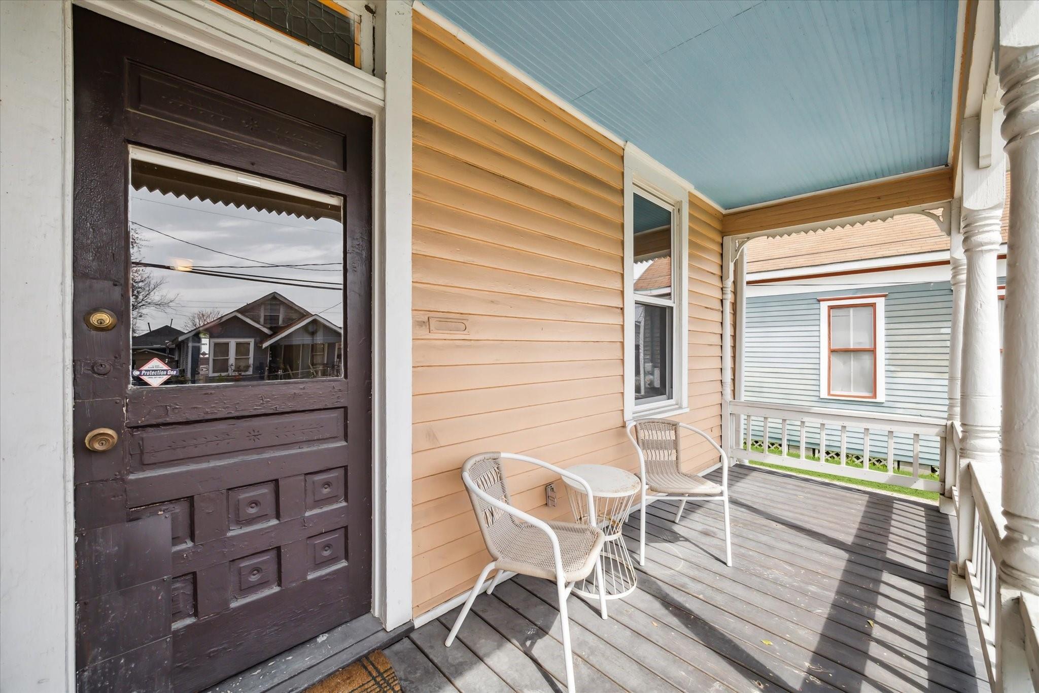 Property Photo: 411 Marie Street TX 77009