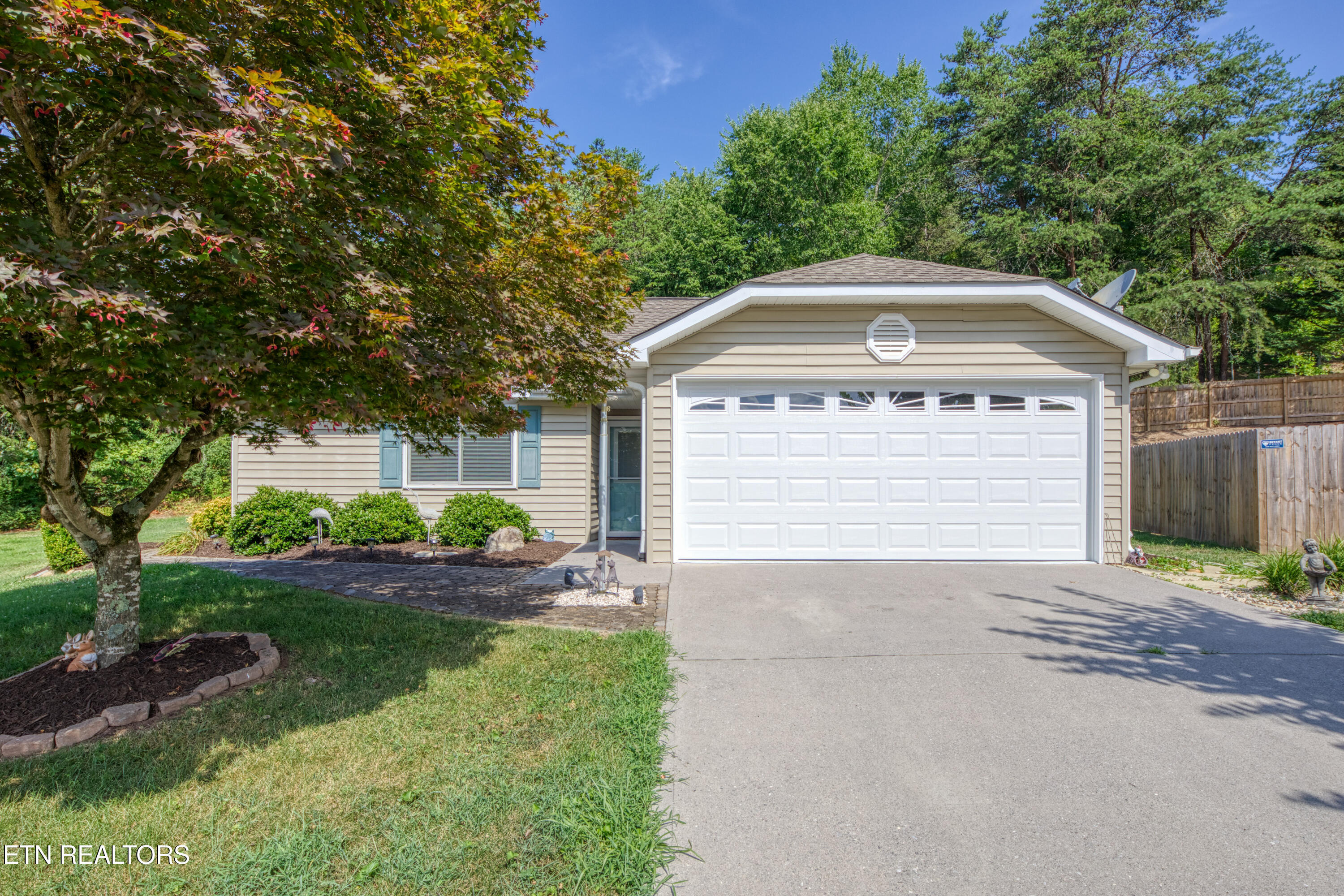 Property Photo: 9325 Wells Station Rd TN 37931