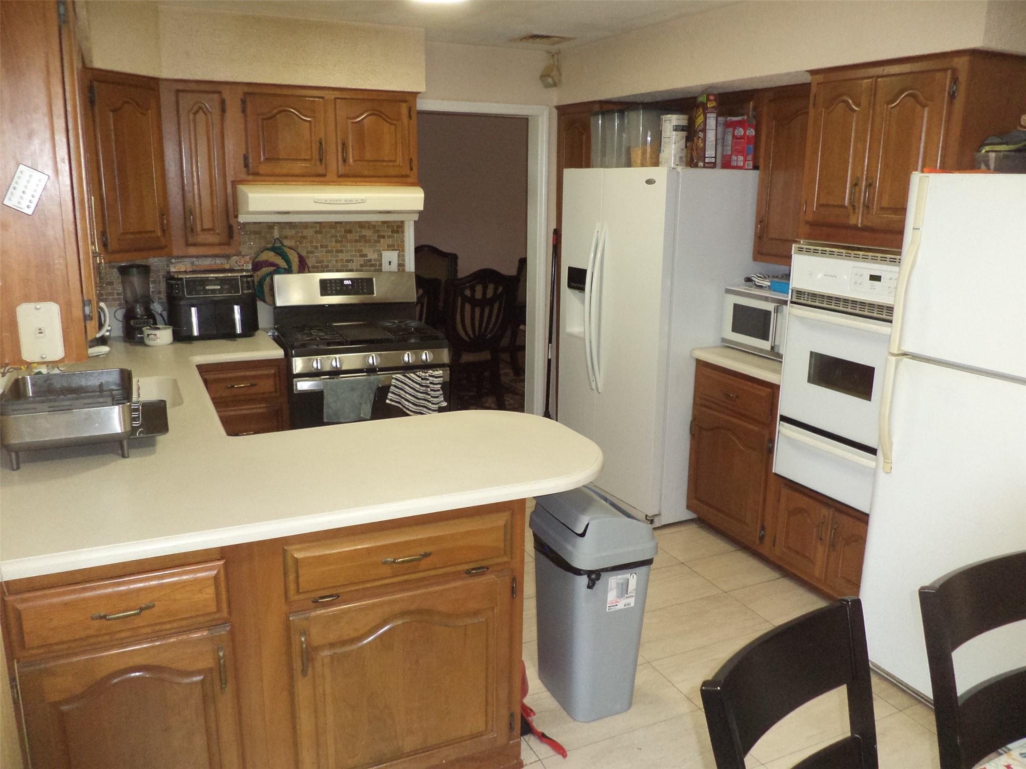 Property Photo: 18 Briarwood Avenue NY 10950