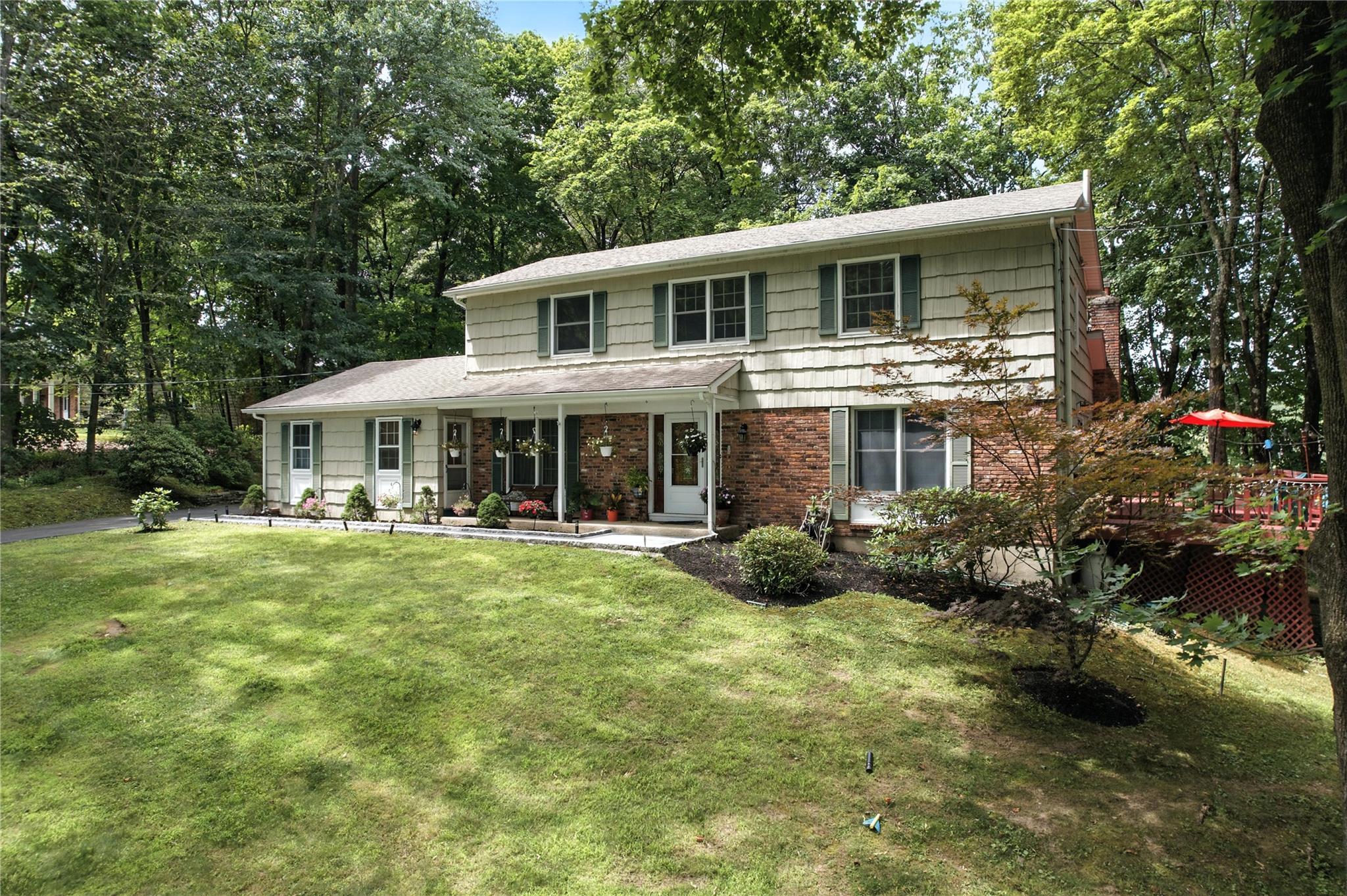Property Photo: 2385 Bunney Lane NY 10598