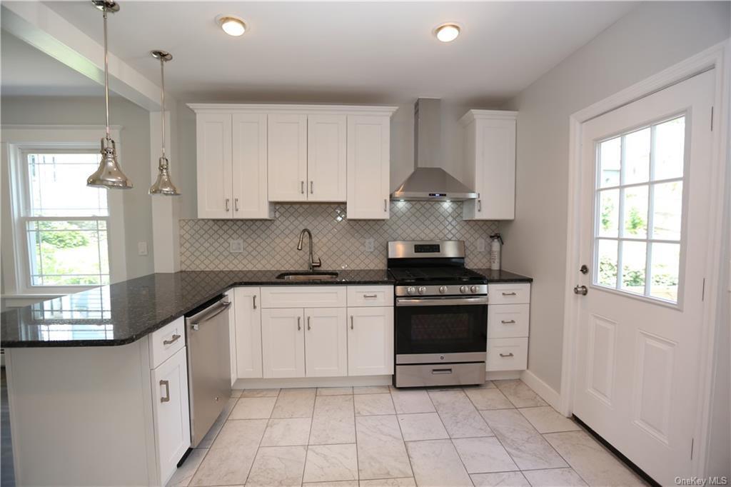 Property Photo:  6 Catherine Street A  NY 10960 