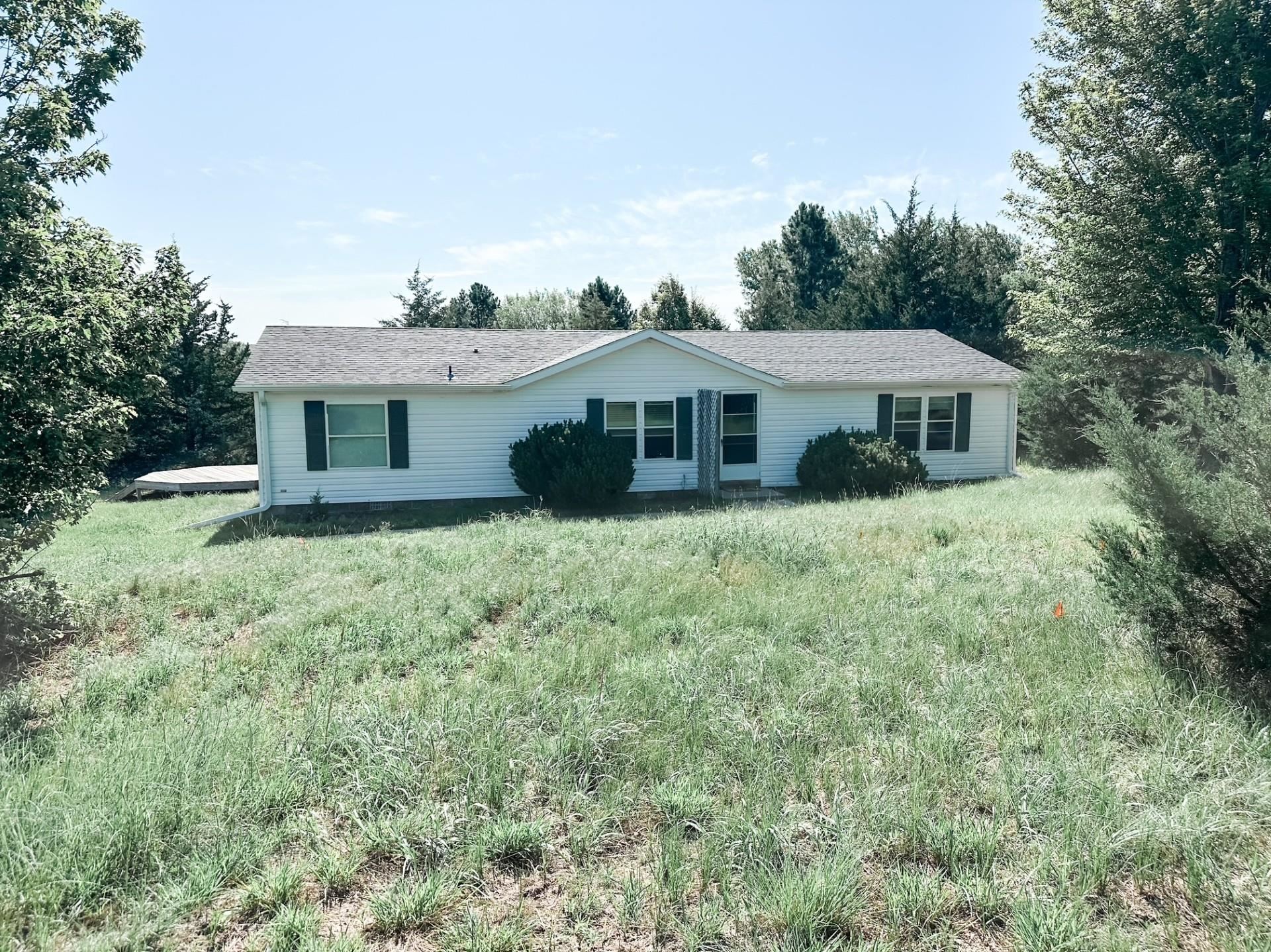 Property Photo: 155 Northridge Circle Dr NE 69101