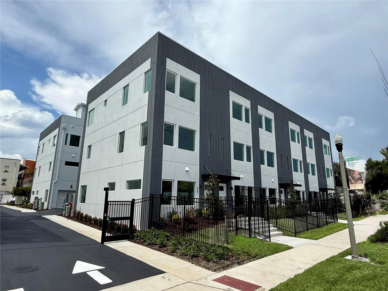 Property Photo: 861 6th Avenue S FL 33701