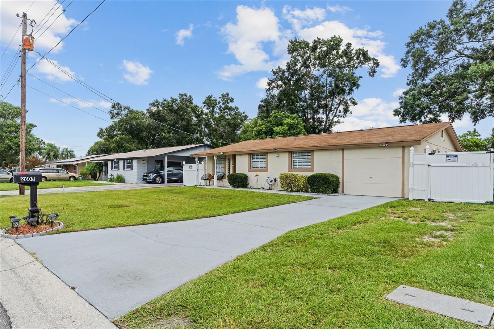 Property Photo:  2603 Lorraine Street  FL 33614 