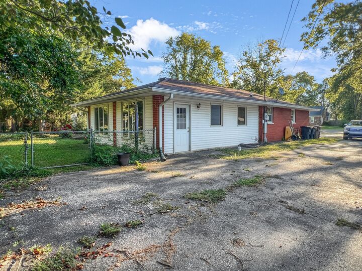 Property Photo:  3410 Westenedge Drive  IN 47203 