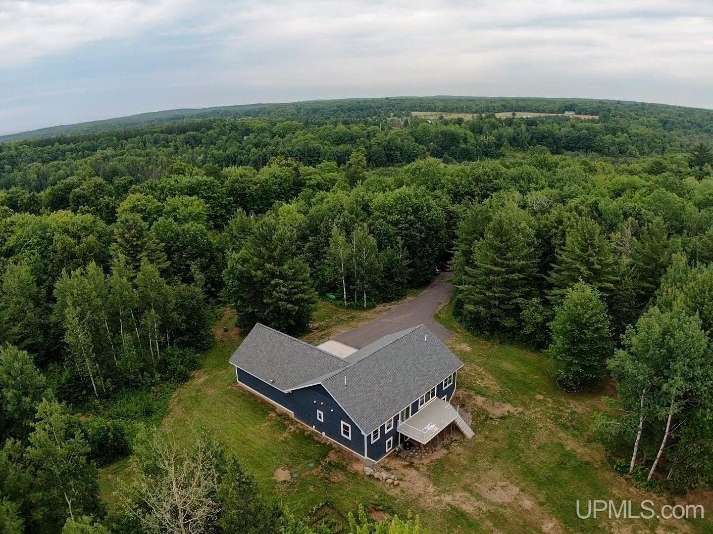 Property Photo:  52923 Lake Annie Road  MI 49930 