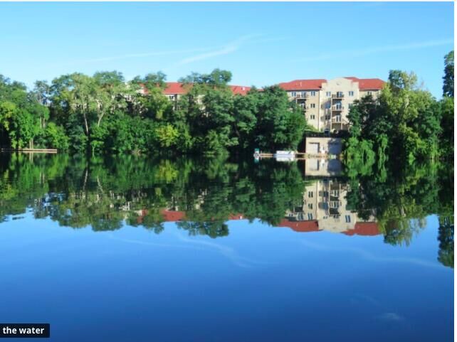 N51w34861 Wisconsin Ave 3116  Oconomowoc WI 53069 photo