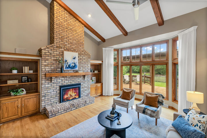 10555 N Haddonstone Pl  Mequon WI 53092 photo