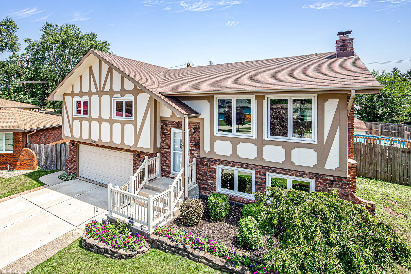 Property Photo: 14749 Sunset Court IL 60452
