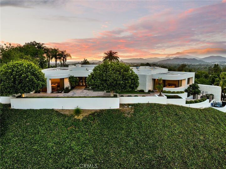 Property Photo: 2130 Old Quarry Road CA 92506
