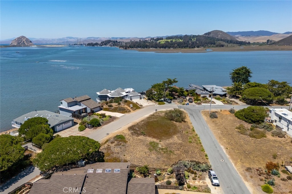 Property Photo:  1120 Pasadena Drive  CA 93402 