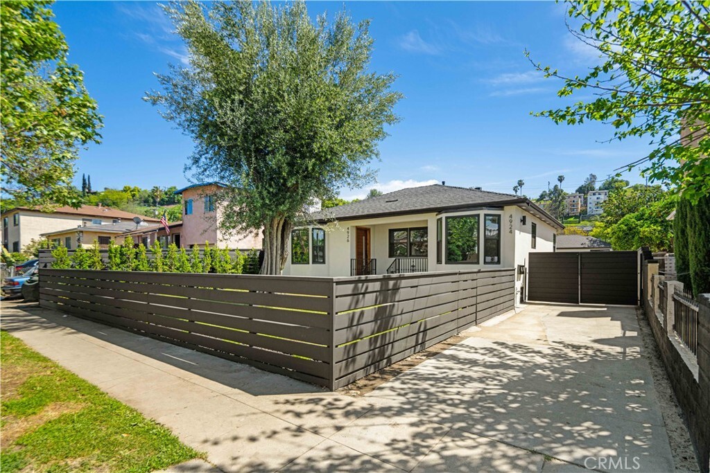 Property Photo:  4926 Templeton Street  CA 90032 