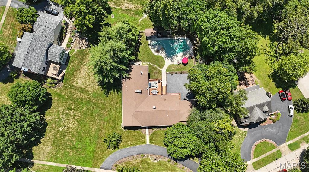 Property Photo: 10648 Charlamar Lane MO 63128