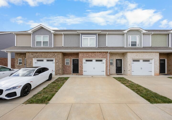 Property Photo: 326 Fallow Cir TN 37040