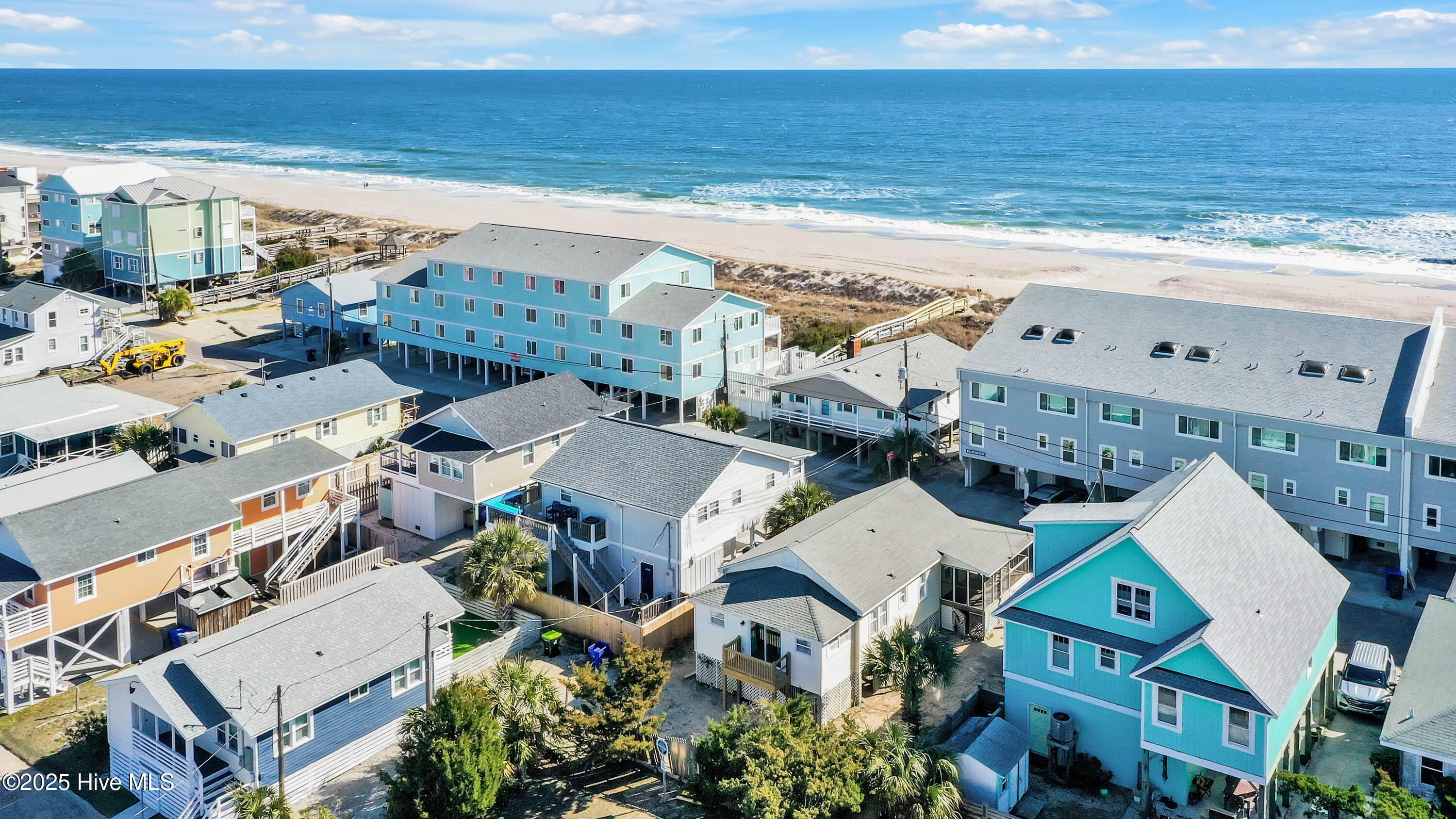 Property Photo: 806 Carolina Beach Avenue S NC 28428