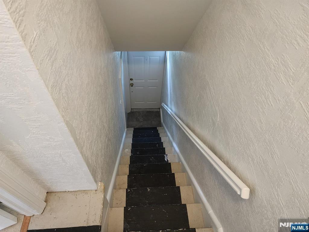Property Photo:  86 Jefferson Avenue  NJ 07630 