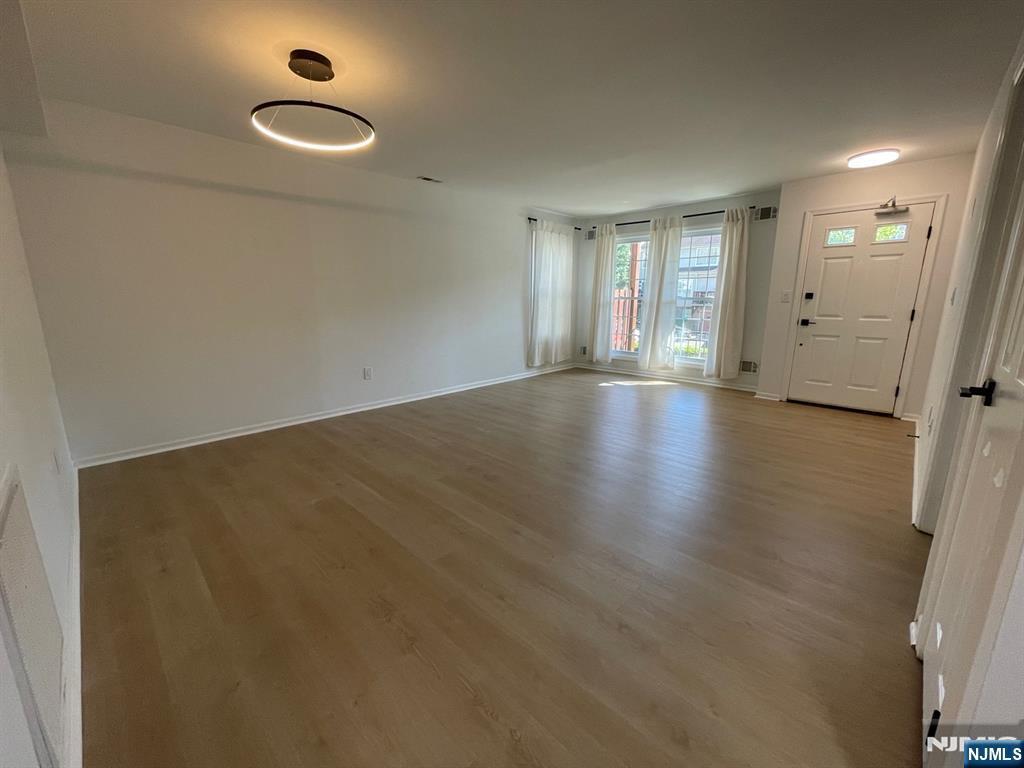 Property Photo: 386 Village Court NJ 07024
