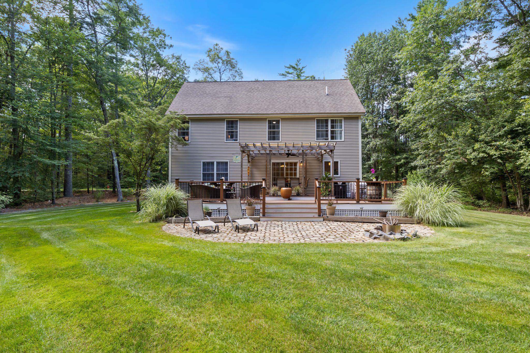 Property Photo:  127 Glen Hill Road  NH 03820 