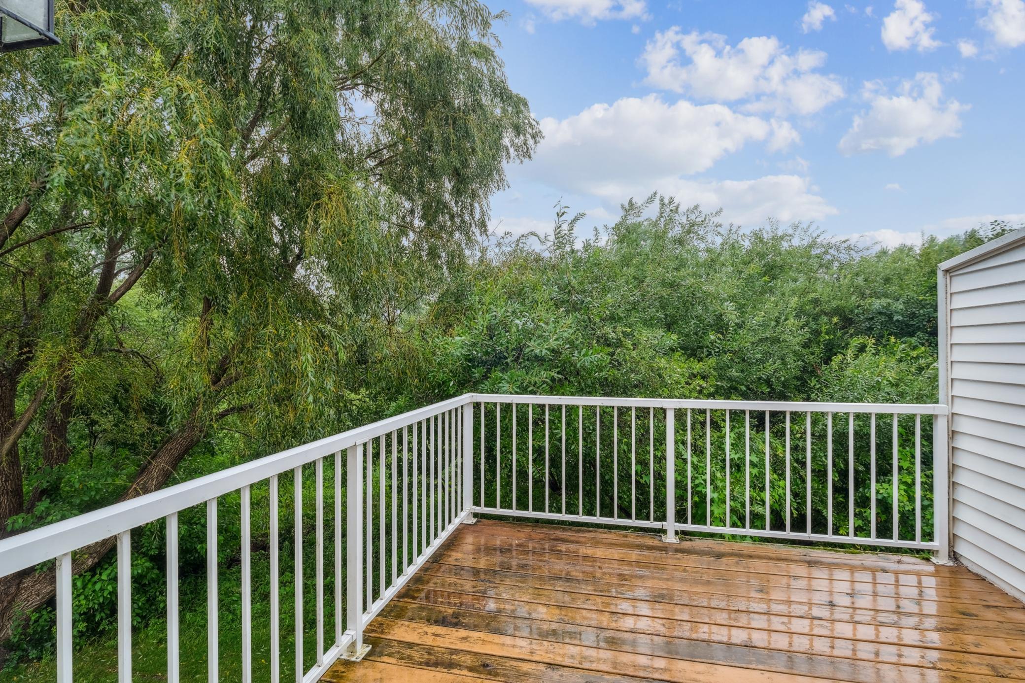 Property Photo: 5130 Farnham Drive N MN 55038