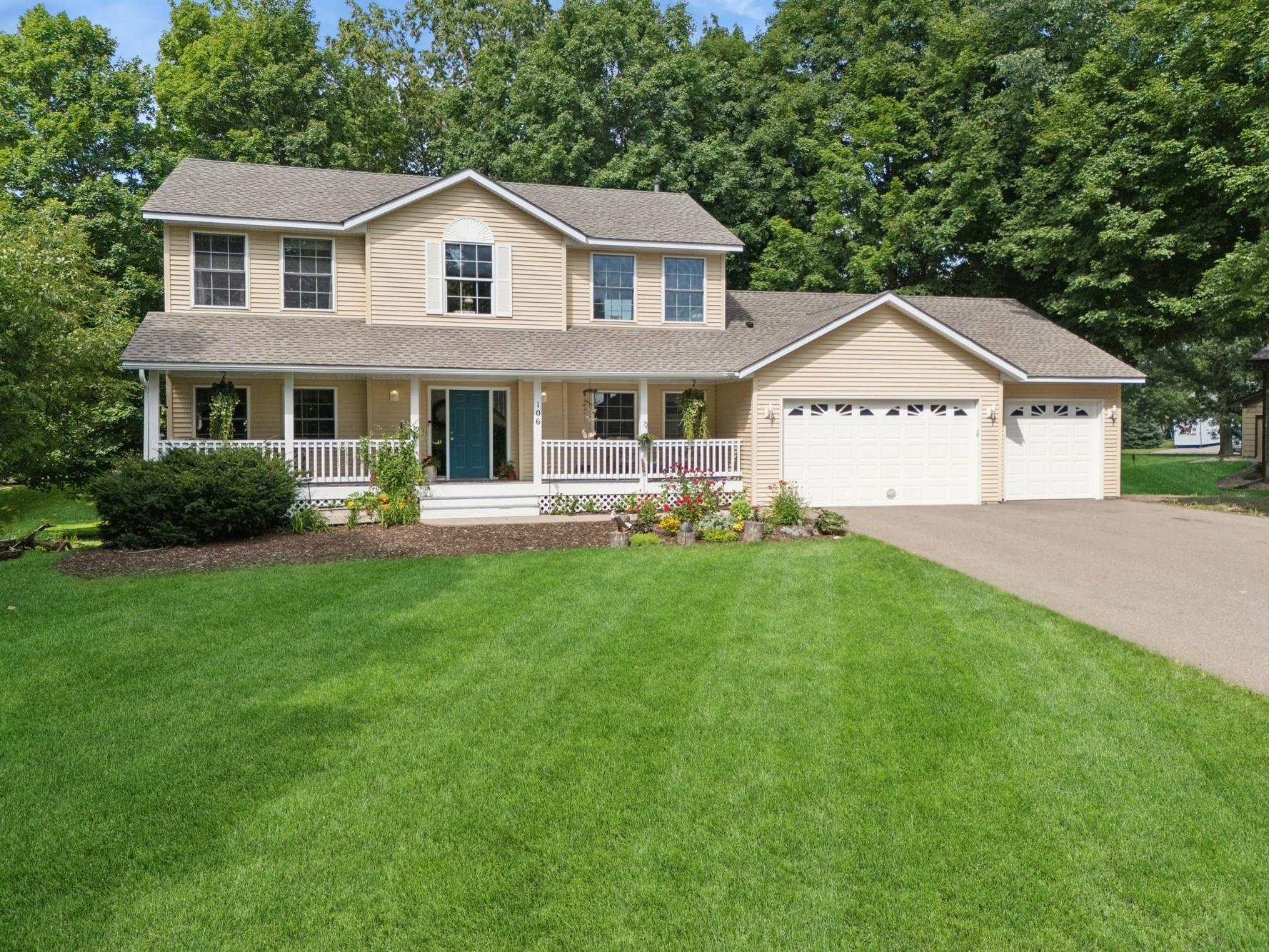Property Photo:  106 Terrace Boulevard  MN 55390 